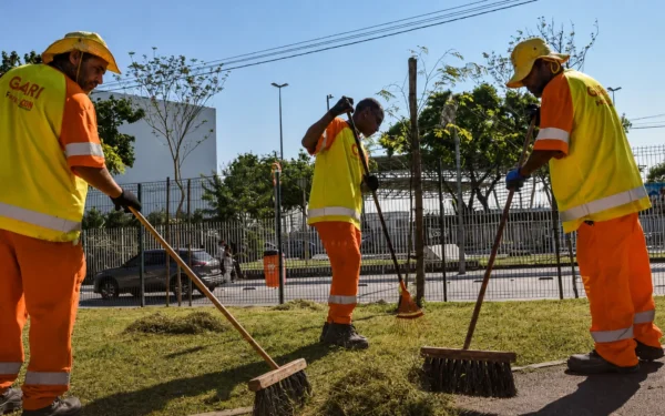 Clin moderniza vestuário dos garis e amplia proteção dos trabalhadores em Niterói