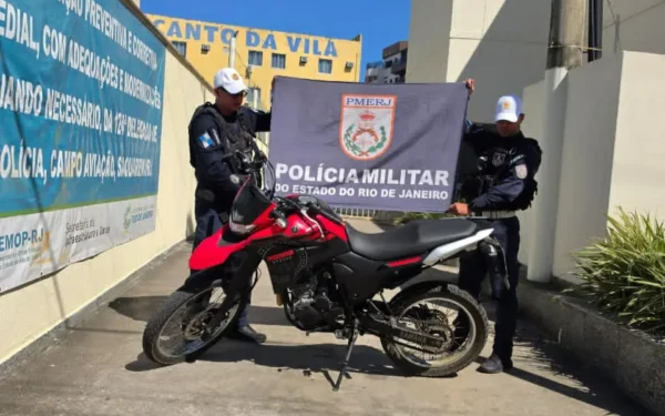 Moto com sinais de adulteração é apreendida durante fiscalização do BPRv na RJ-118, em Saquarema