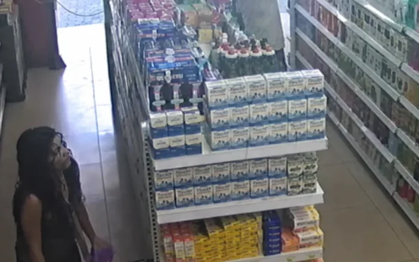 Maricá: Câmeras de segurança flagram homem furtando produtos em farmácia de Inoã